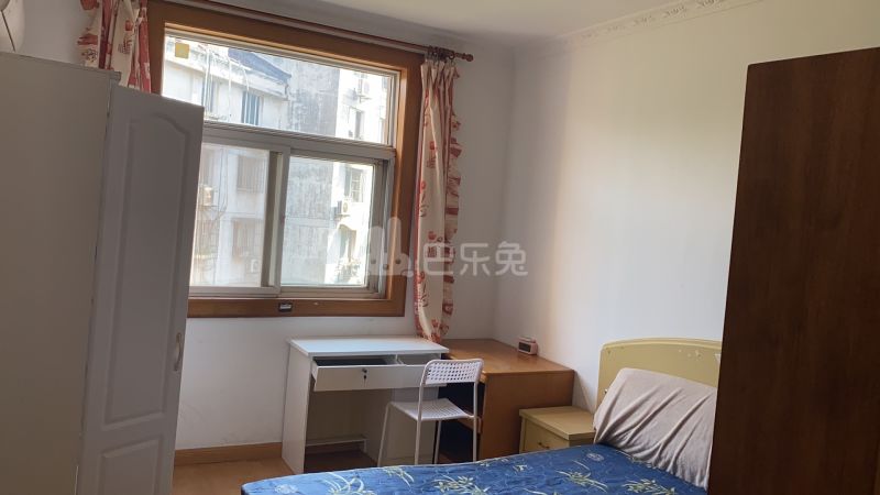 新华四村12376600周边环境图1