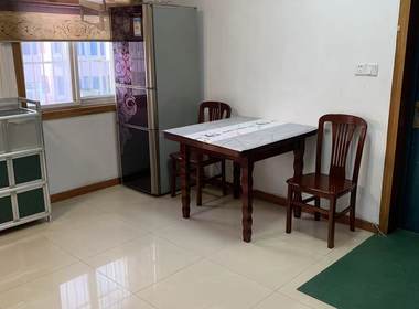 东门新村 2室1厅1卫