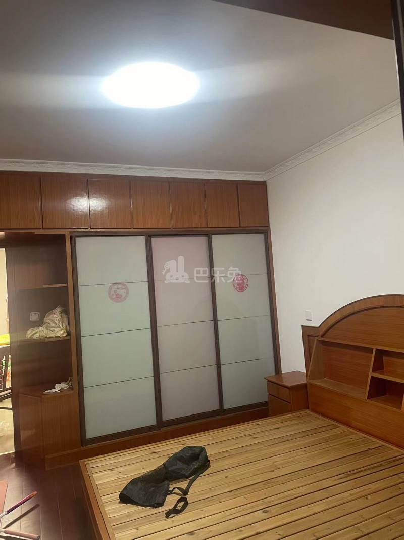 谭桥公寓南院12393821周边环境图2