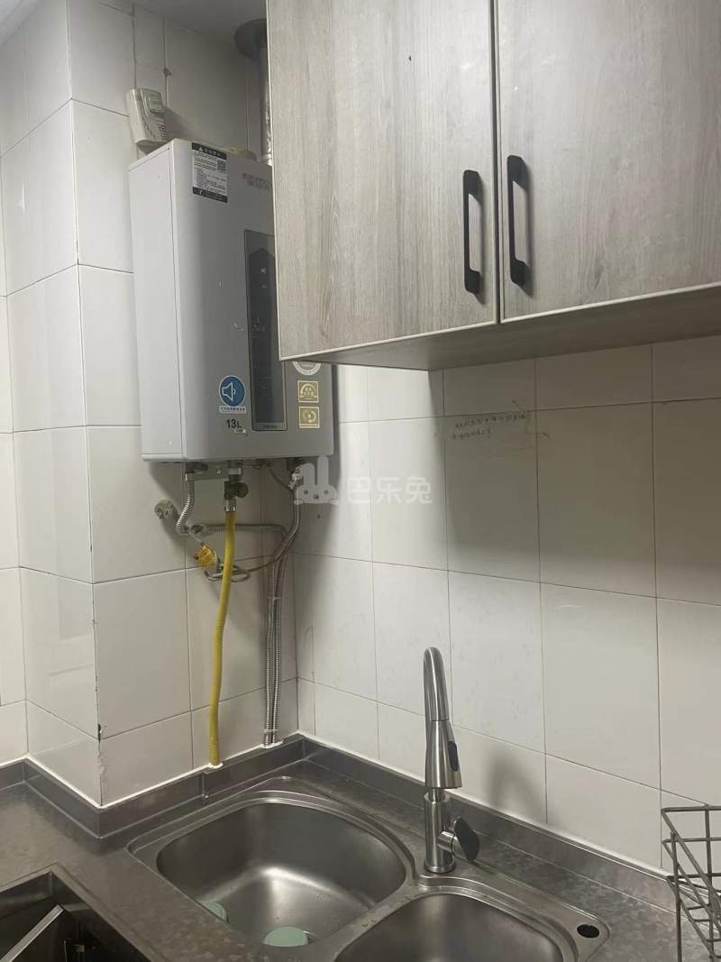 谭桥公寓南院12393821周边环境图3