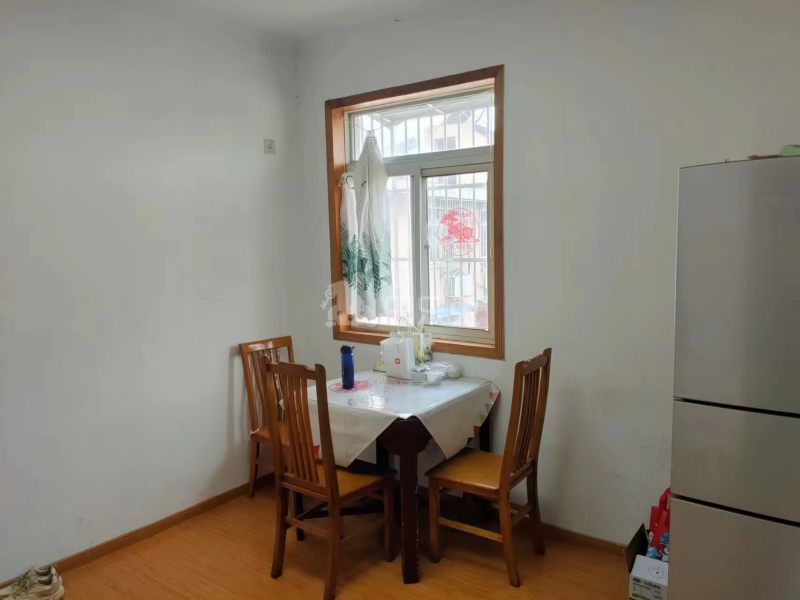 狗耳巷小区12394078周边环境图1