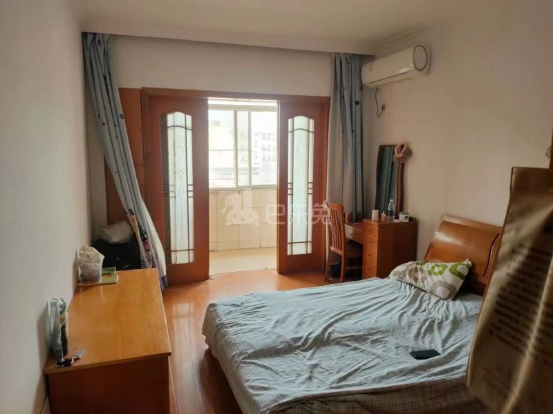 狗耳巷小区12394078周边环境图3