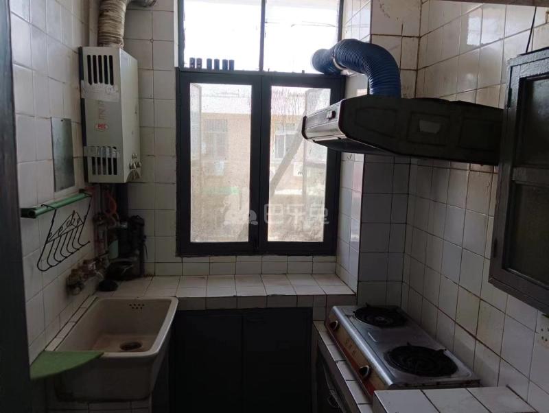 华电三宿舍12404503周边环境图1