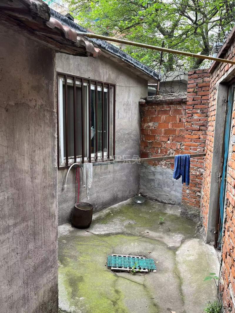 石婆婆巷小区12416900周边环境图2