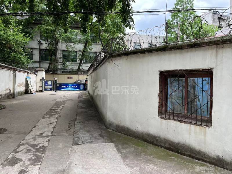 石婆婆巷小区12416900周边环境图6