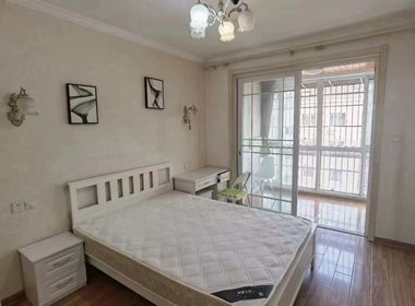 莱蒙水榭阳光 4室2厅2卫