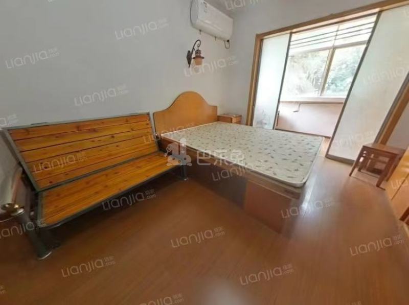 鸡鸣山庄12444736周边环境图4