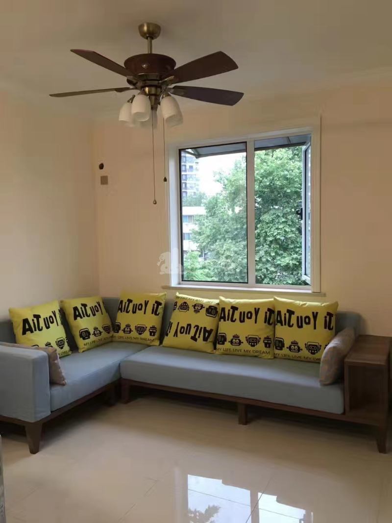 长虹路318号院12452863周边环境图4