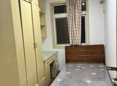 小纱帽巷小区 4室1厅2卫