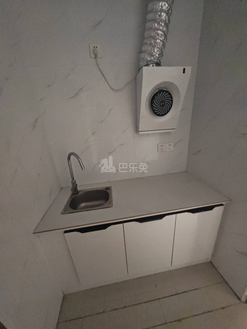 褚家华苑12467490厨房图5