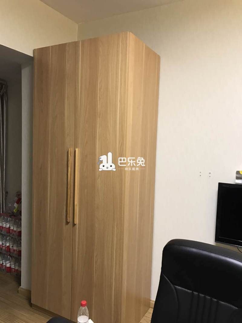 黄阁路与沙园路交汇处东北角(大运会馆