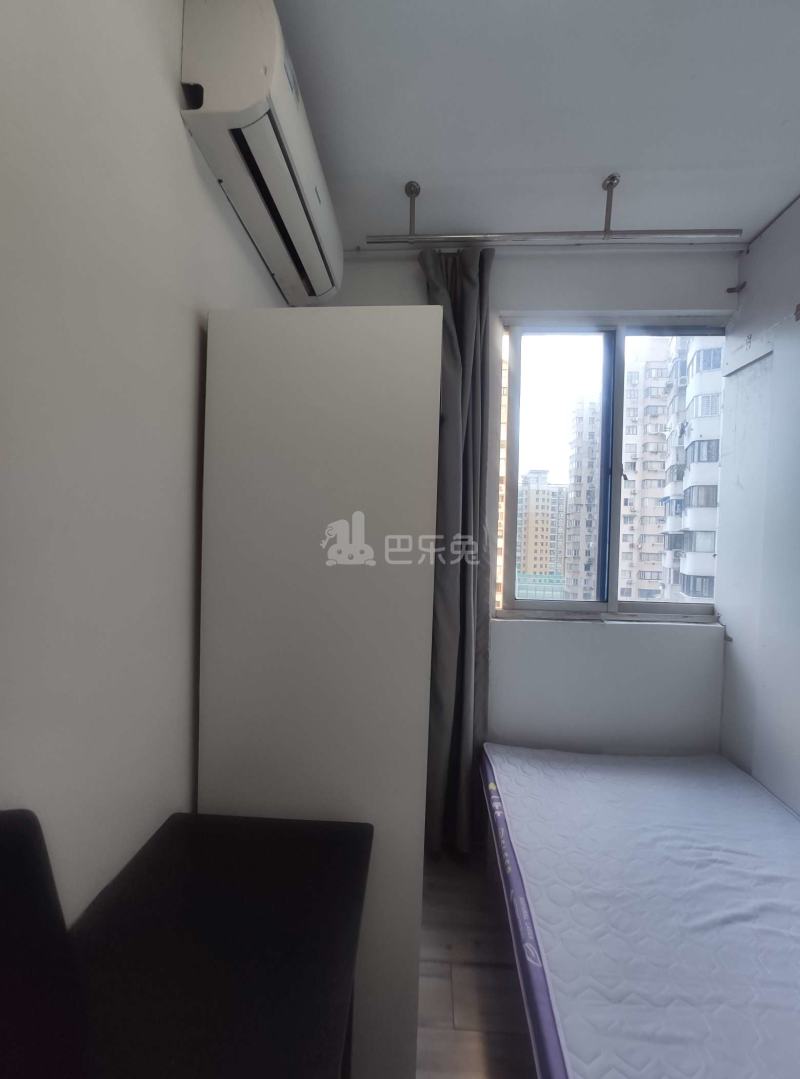 新电小区12475825卧室图1