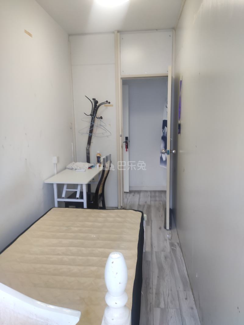 新电小区12475826卧室图3