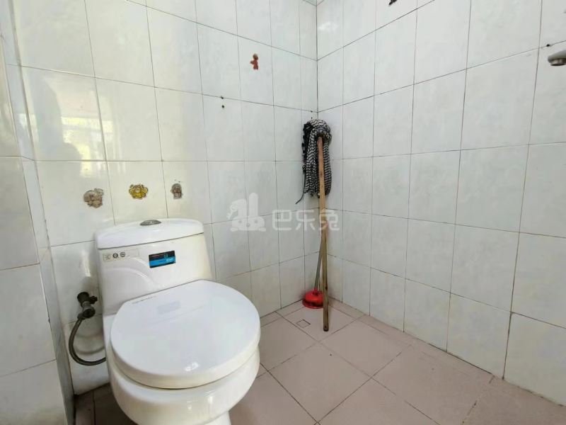 康定里12480047周边环境图5