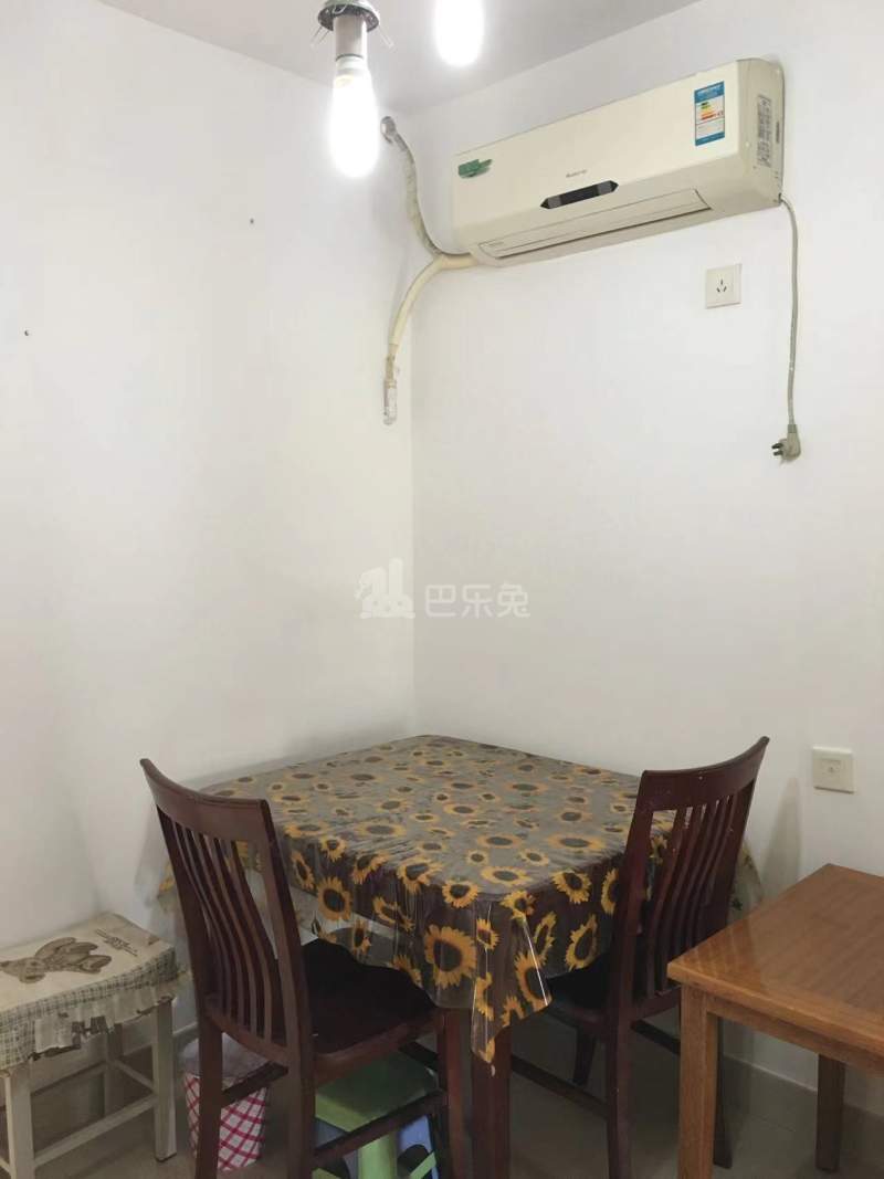 四条巷小区12486767周边环境图5