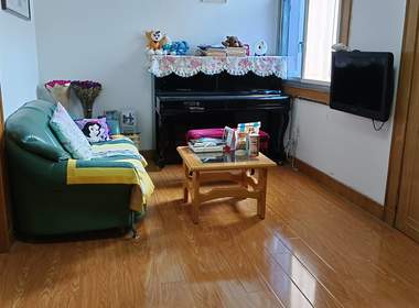 东门新村 2室1厅1卫