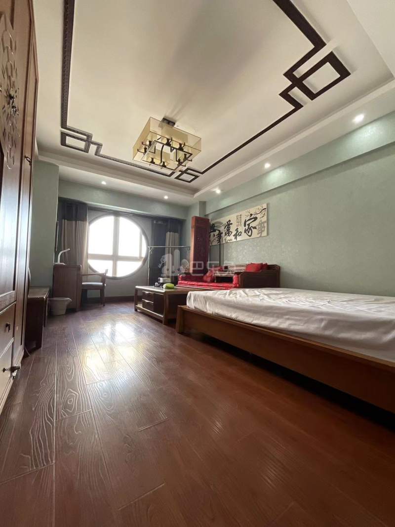 龙吟广场12499629周边环境图1