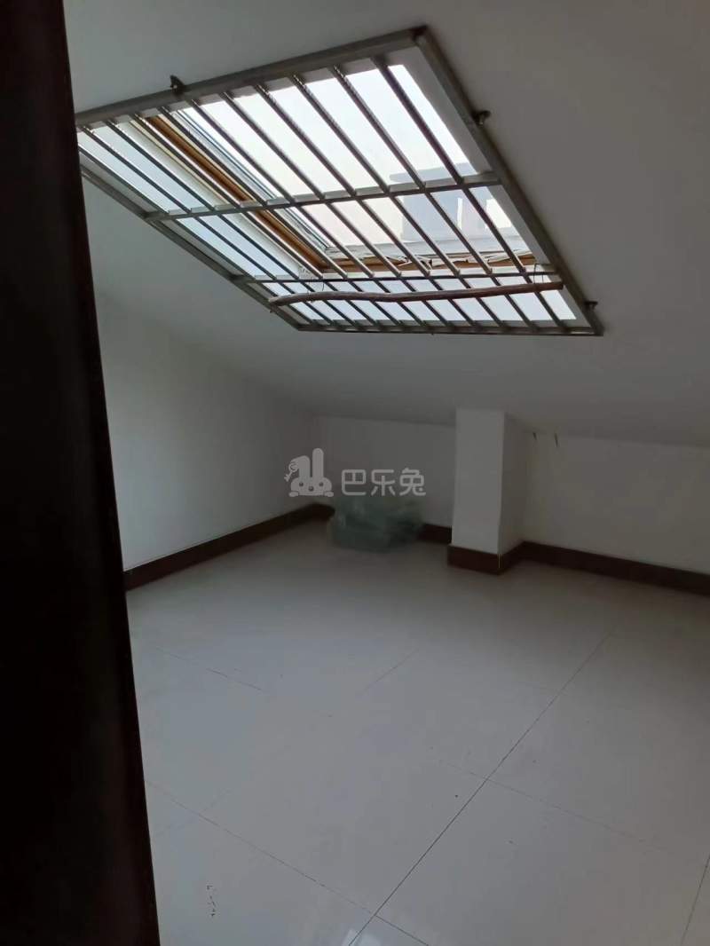 环宇家园12501497周边环境图3