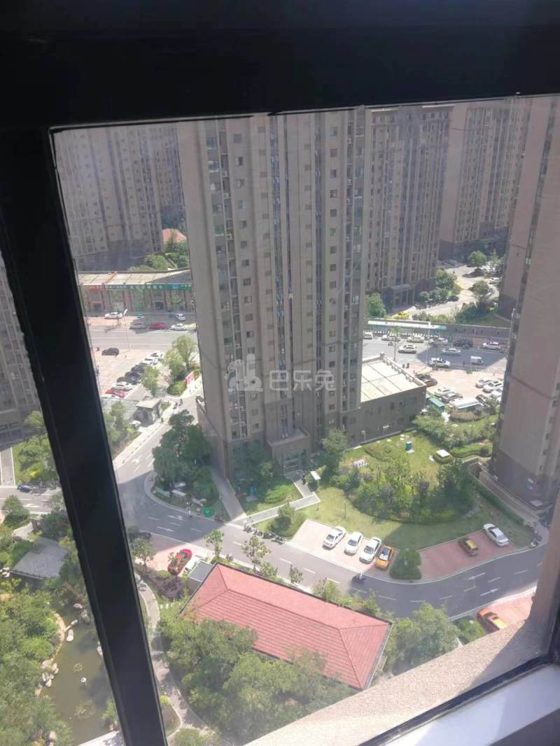 荣盛莉湖春晓12505069周边环境图3