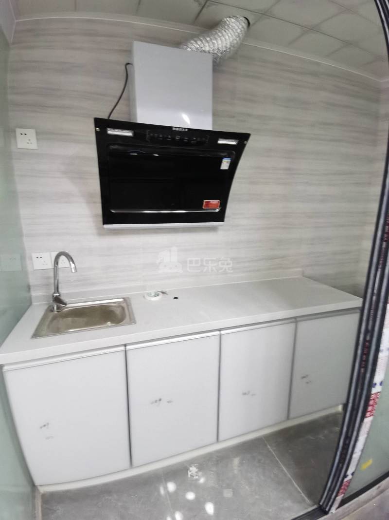 梅园村六组12507317卧室图1