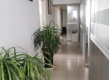 金港大厦 3室2厅2卫