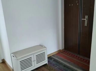亚东城西区 2室1厅1卫