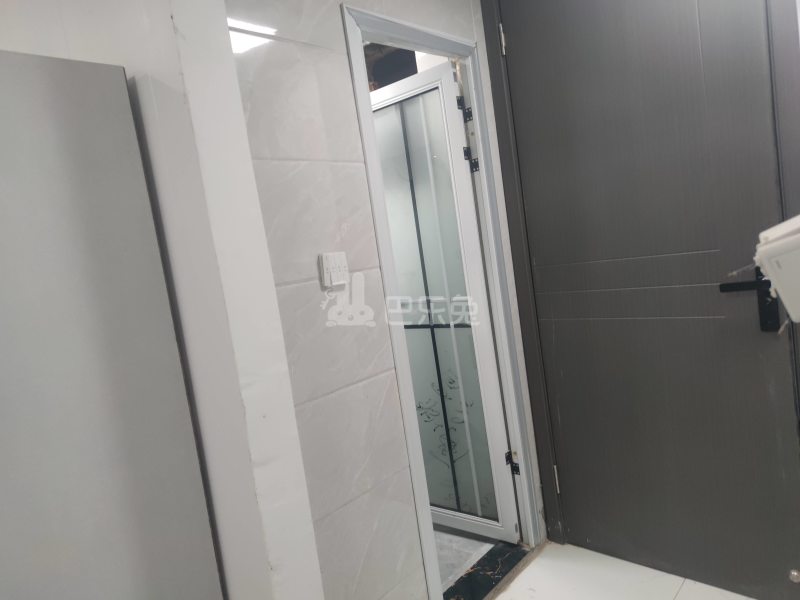 鹤东村沿江村（民房）12528509卧室图3