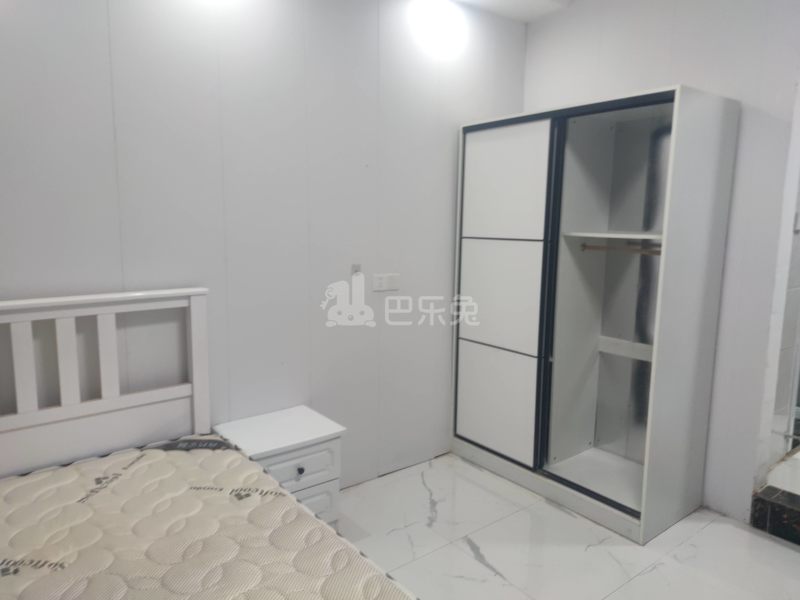 鹤东村沿江村（民房）12528509卧室图2