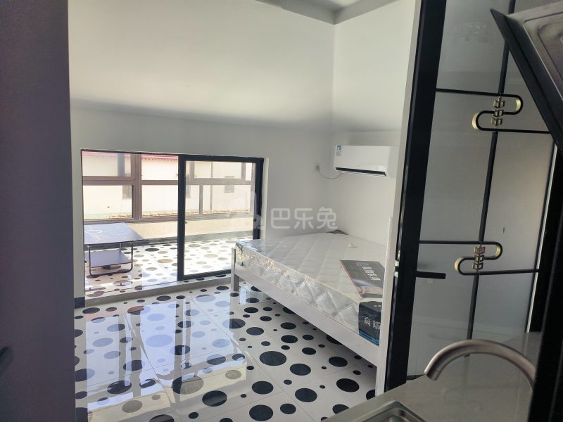 新场仁义村1031号12552490卧室图0