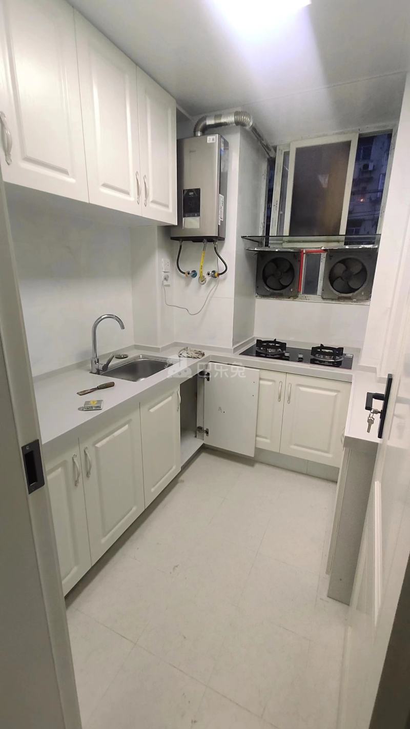 鸡鸣山庄12556626周边环境图8