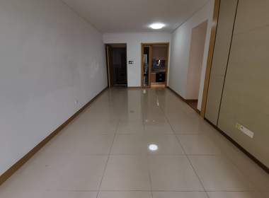 合景花漫里 3室2厅2卫