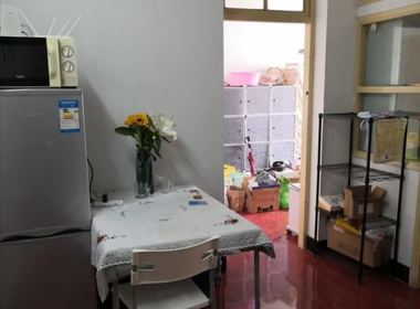 武学园小区 2室1厅1卫