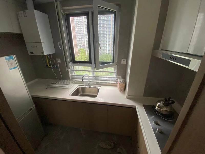 朗润花园12586894周边环境图4