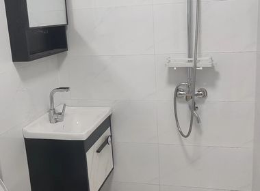 天山路45-75号小区 2室0厅0卫