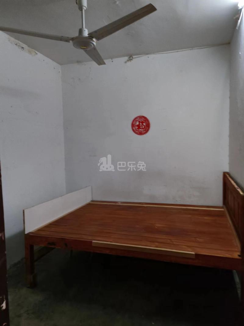 阳光里小区12592687周边环境图4