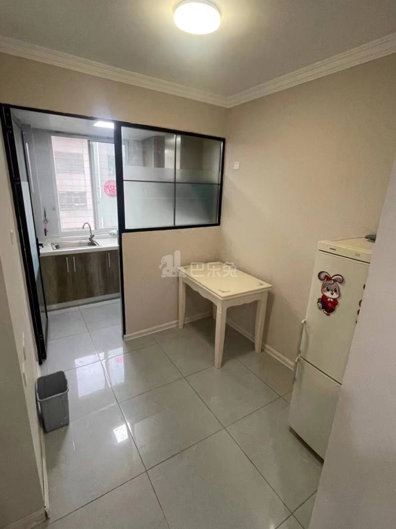 丹凤街77号12593034周边环境图5