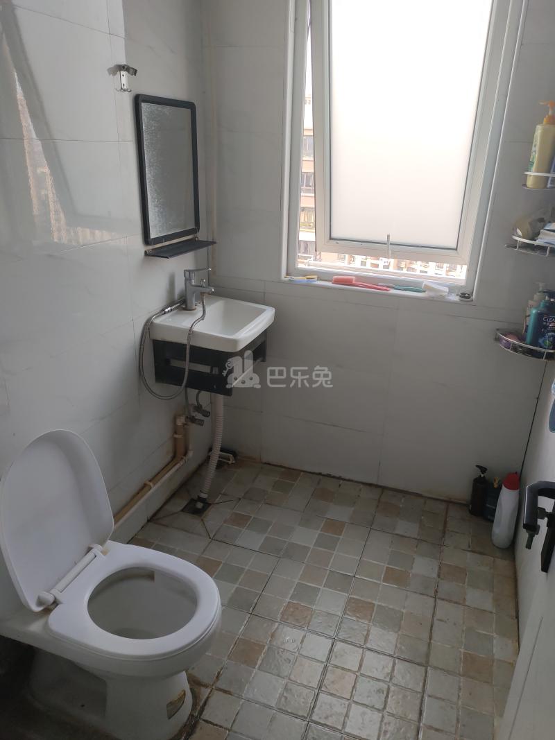 练祁佳城星怡苑五街坊9556589卫生间图8