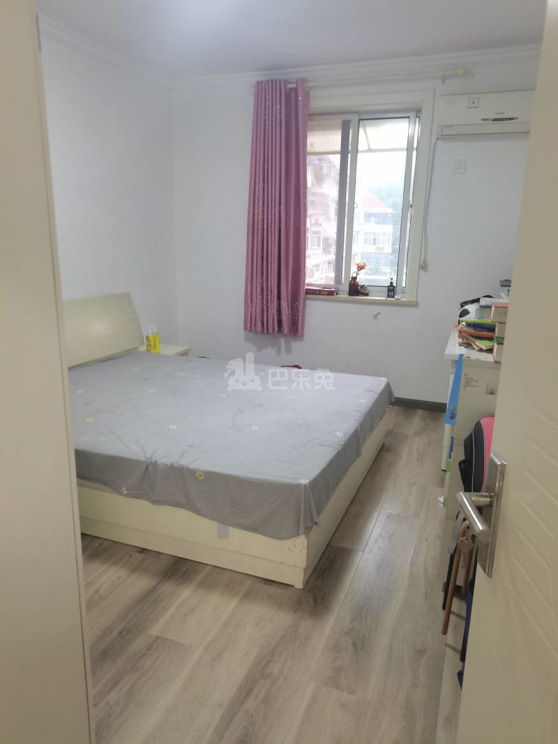 鸡鸣山庄12601810周边环境图0