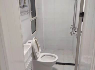 雁鸣山庄 1室0厅0卫