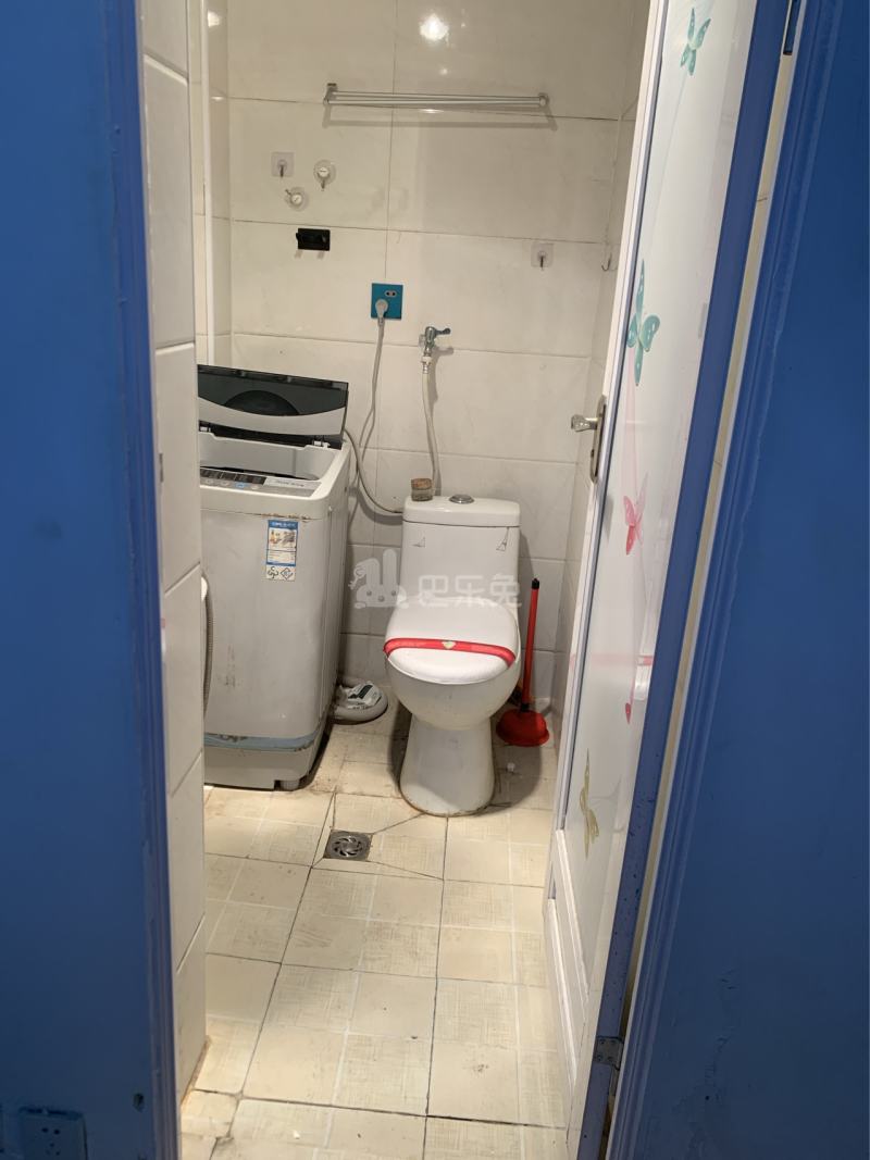 玉兰香苑一期B块1272766卫生间图14