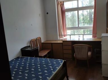 东景花园 2室0厅0卫