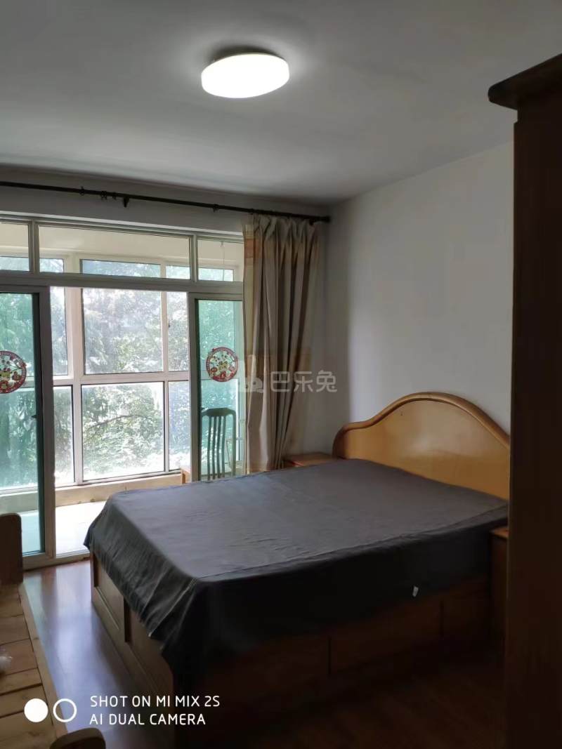 东景花园12743922周边环境图1