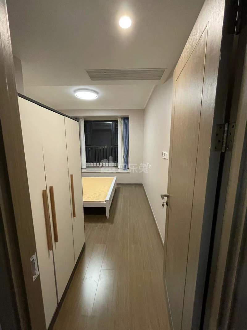 龙湖水晶郦城12744745周边环境图0