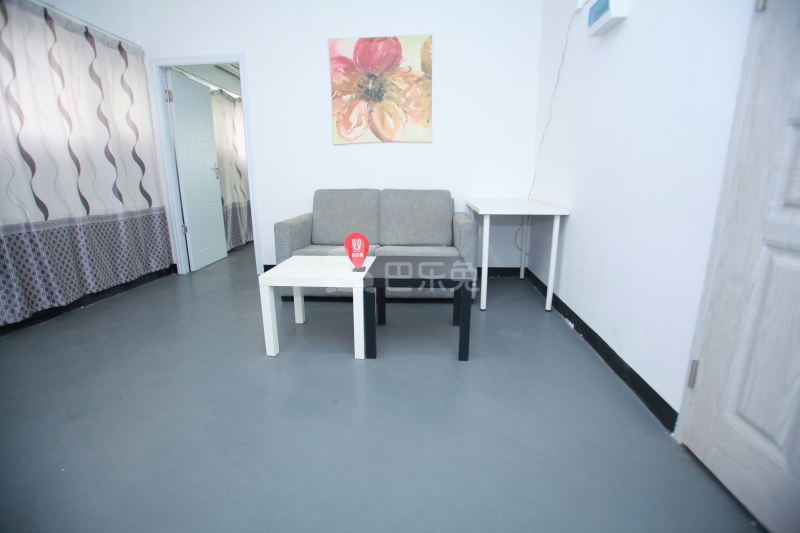 优家公寓（大洋田）1274064客厅图8