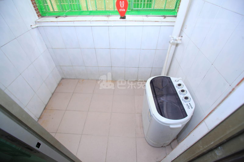 松仔园C区二巷1号1275167客厅图9