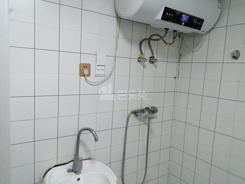 四季绿城北区6761110卫生间图10