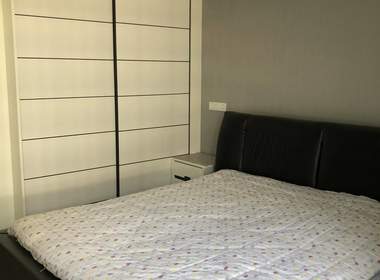 长炉公寓 1室0厅0卫