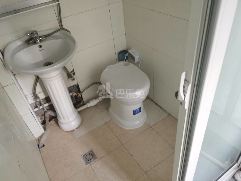 九英里1282852卫生间图8