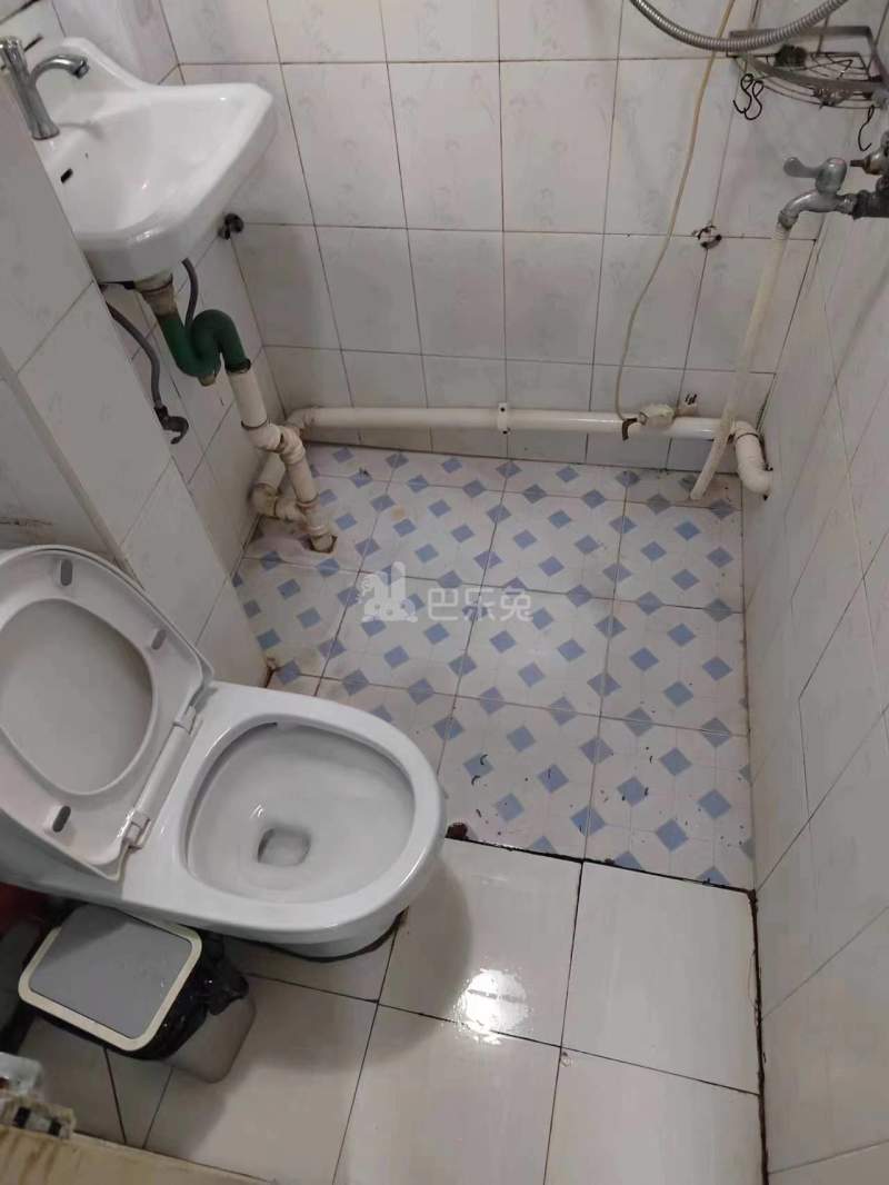 蓝旗街六号小区12884046周边环境图1