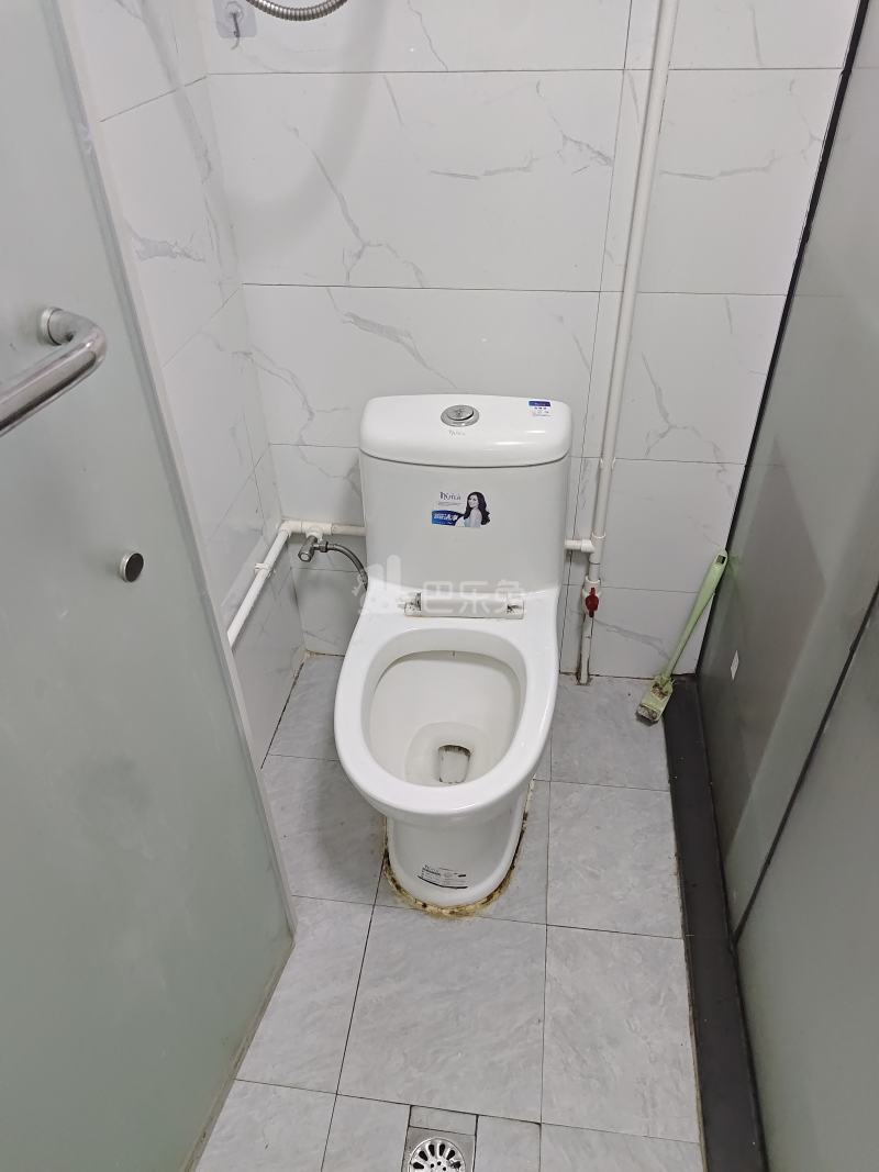 南海明珠1293539卫生间图5